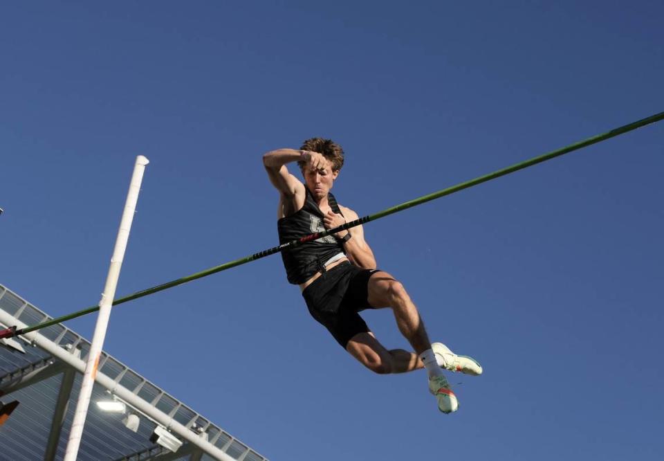 Kentucky’s Keaton Daniel cleared 18 feet, 7¼ inches Wednesday to defeat his nearest competitor by 2 inches and win the NCAA pole vault gold medal in Eugene, Oregon.