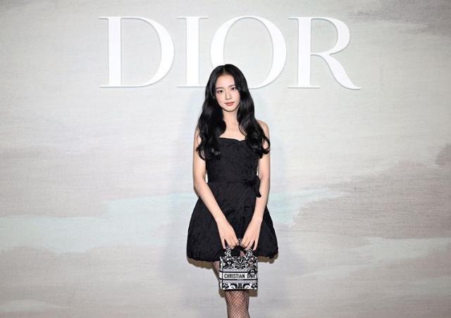 Did Cartier secure Blackpink's Jisoo as brand ambassador by