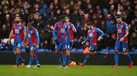 Football Soccer - Crystal Palace v Chelsea - Barclays Premier League - Selhurst Park - 3/1/16 Crystal Palace's Wilfried Zaha and team mates look dejected afte Willian scored the second goal for Chelsea Action Images via Reuters / John Sibley Livepic