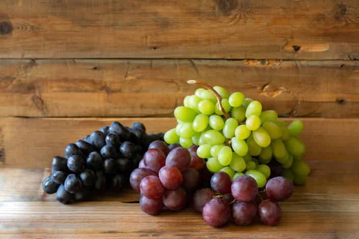 There are different types of grapes (Olgaorly / Getty Images/iStockphoto)