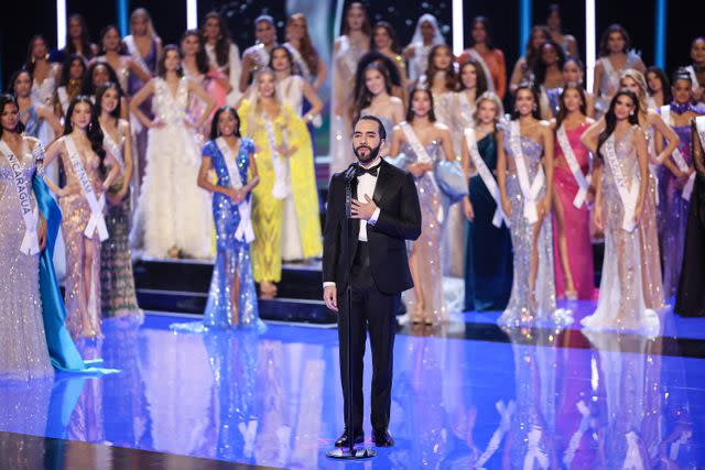 <p>Hector Vivas/Getty Images</p> Nayib Bukele, presidente de El Salvador, en la final de la ediciÃ³n 2023 de Miss Universo.