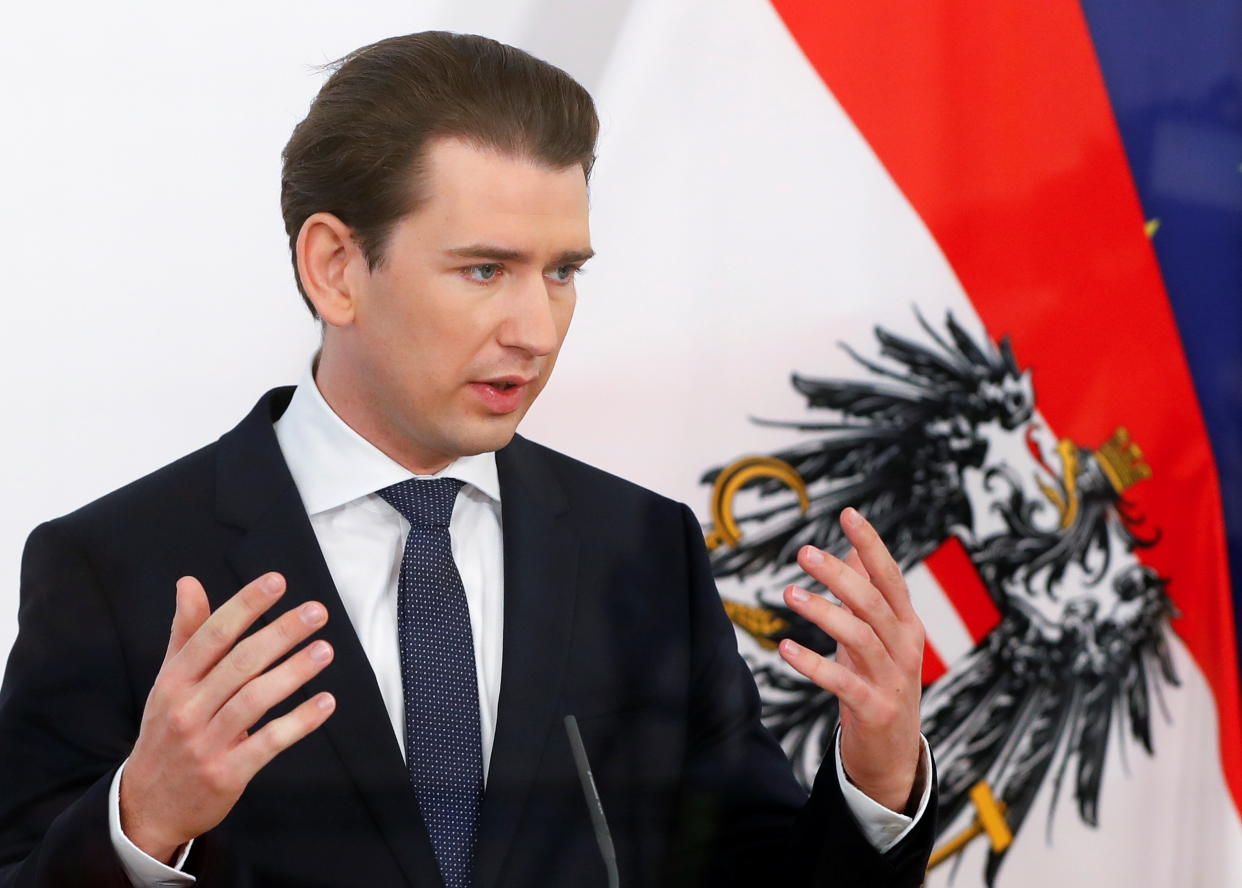 Österreichs Kanzler Kurz machte Anfang Dezember vor allem migrantische Personen für Corona-Ausbrüche verantwortlich (Bild: Reuters/Leonhard Foeger)