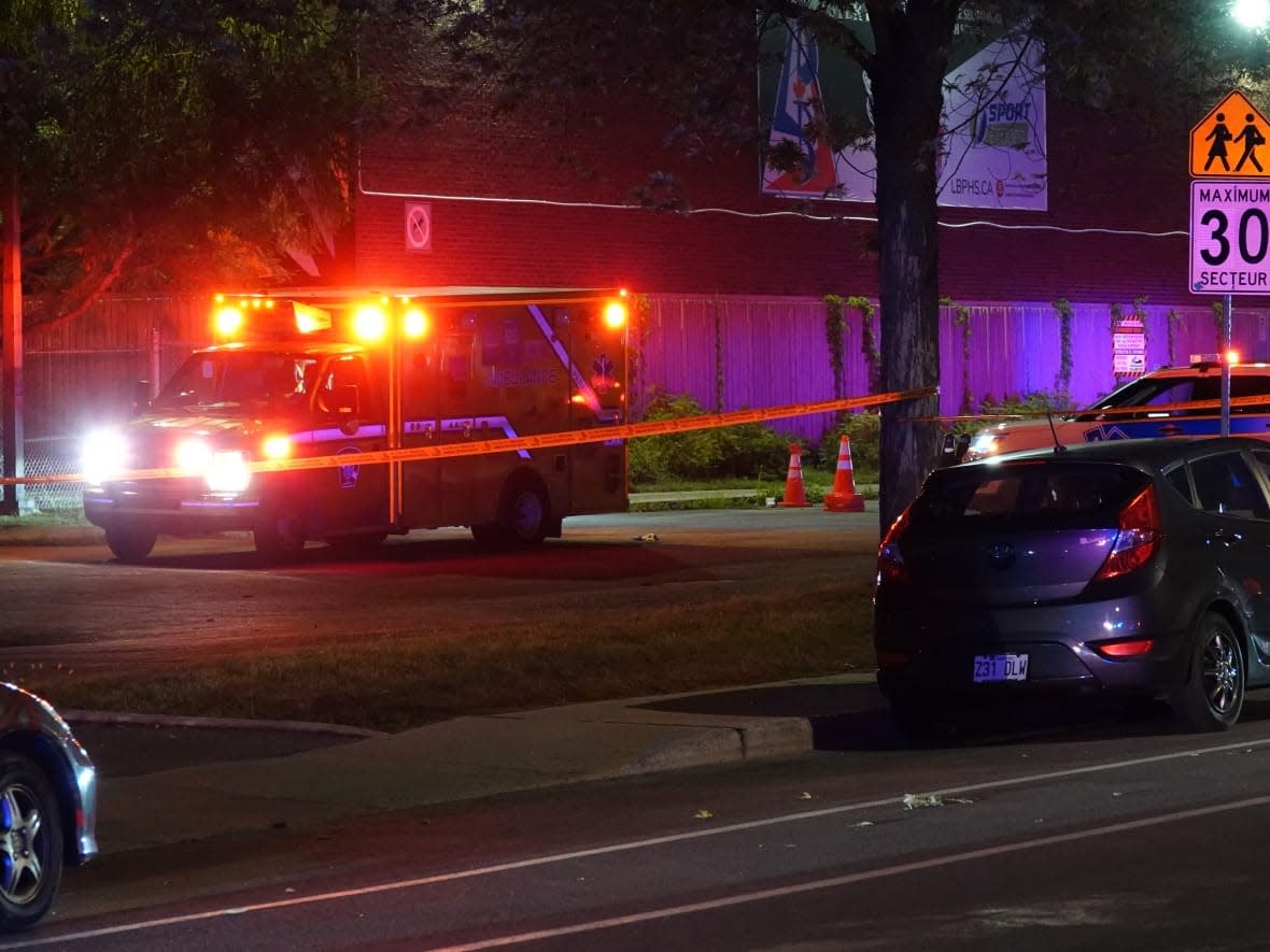 A 26-year-old man died in Montréal-Nord, marking the city's 19th homicide of the year. (Stéphane Grégoire/Radio-Canada - image credit)