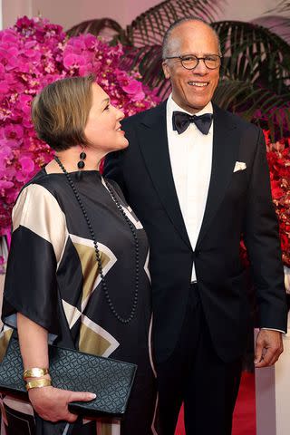 <p>Tierney L. Cross/Bloomberg via Getty</p> Carol Hagen-Holt and Lester Holt arrive at the State Dinner for Kenyan President William Ruto and his wife Rachel Ruto