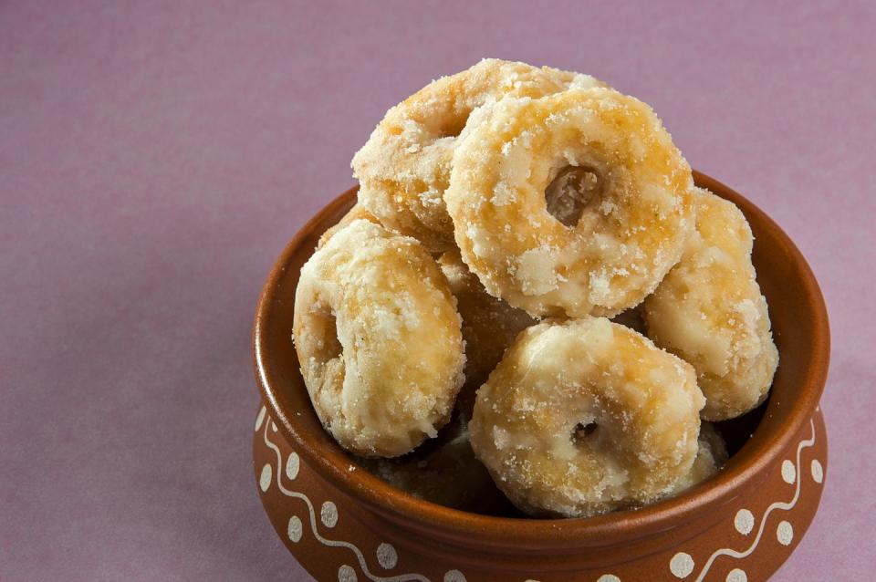 eid al fitr foods donuts