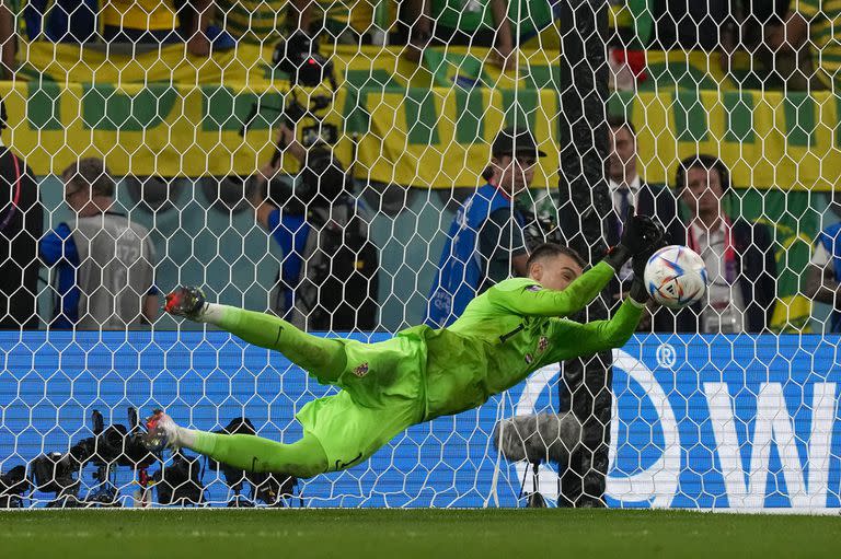 El arquero croata Dominik Livakovic, una de las figuras del Mundial de Qatar