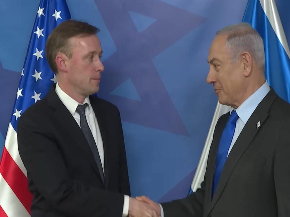 美國國安顧問蘇利文訪問特拉維夫，與以色列總理尼坦雅胡會面。