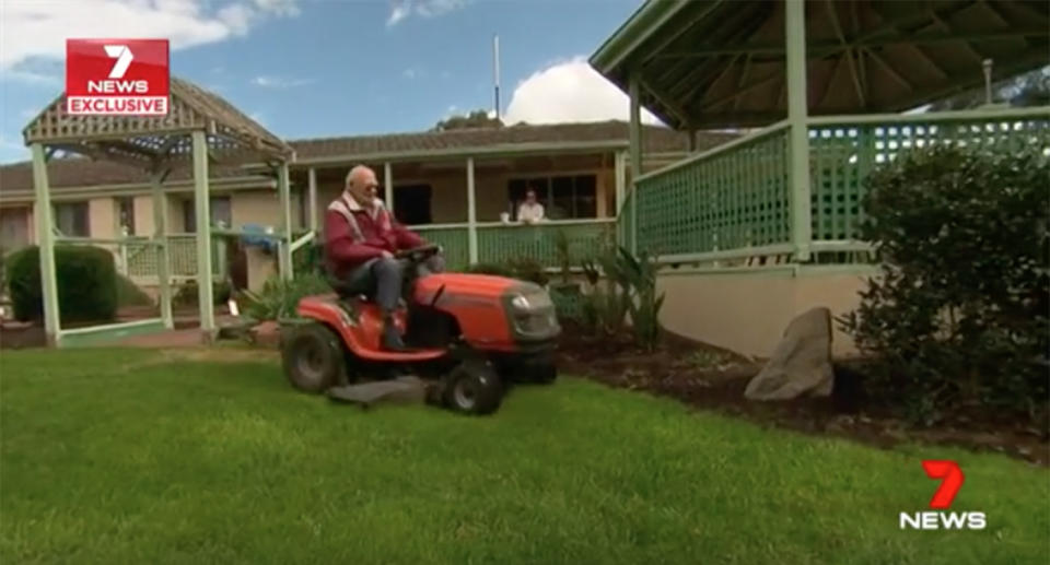 92-year-old Narre Warren man Joseph Wisdom survives stroke without affect