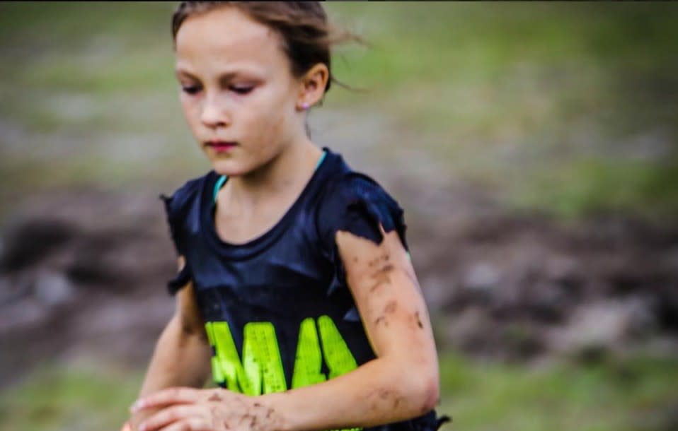 A 9 year-old girl just CRUSHED an obstacle course designed by Navy SEALS