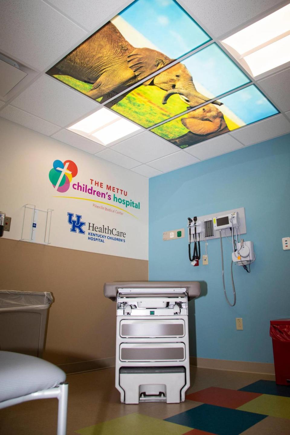 New exam rooms in Eastern Kentucky’s only children’s hospital, the new Mettu Children’s Hospital at Pikeville Medical Center in Pikeville, Ky., Thursday, December 2, 2021. The hospital is 13,400 square feet and houses both inpatient and outpatient pediatric services. In 2019, PMC received two grants totaling nearly $6.3 million from the Appalachian Regional Commission and Kentucky Energy and Environment Cabinet’s Division of Abandoned Mine Lands to construct and equip the region’s only children’s hospital and pediatric clinic.