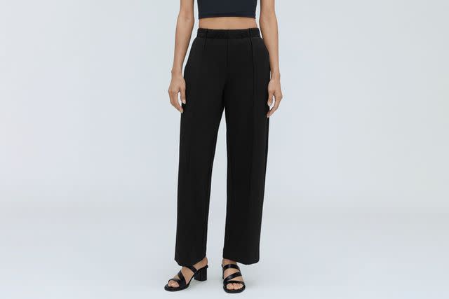 <p>Everlane</p>