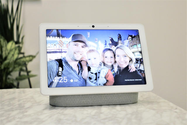 Hands On With Google's Nest Hub Max Smart Display