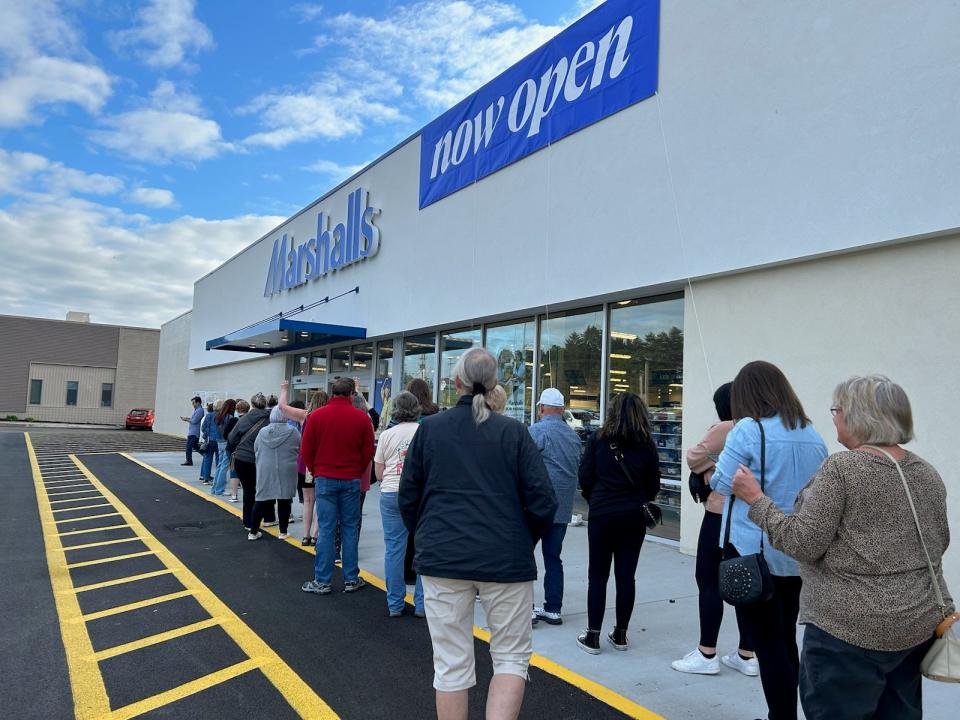 Marshalls opened Thursday in Somerset to an ethusiastic crowd that kept growing.