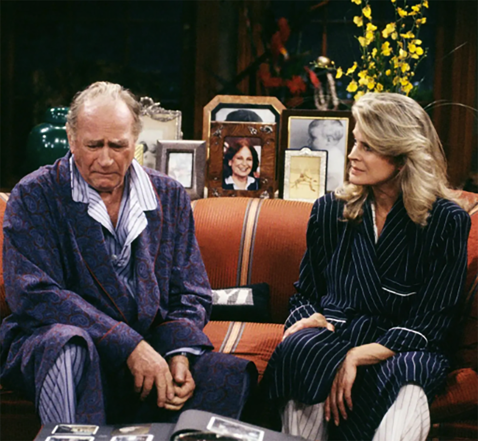 Candice Bergen's Murphy Brown with her estranged father