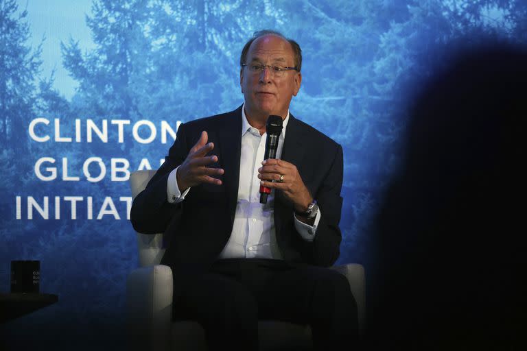 NEW YORK, NEW YORK - SEPTEMBER 19:  BlackRock CEO Larry Fink speaks at a forum during the opening of the Clinton Global Initiative (CGI), a meeting of international leaders which looks to help solve global problems, on September 19, 2022 in New York City. CGI, which hasn‚Äôt met since 2016, has assisted over 435 million people in more than 180 countries since it was established in 2005. The two day event, which occurs as the United Nations General Assembly is in New York, will see dozens of world leaders and those working for change across the world.  (Photo by Spencer Platt/Getty Images)