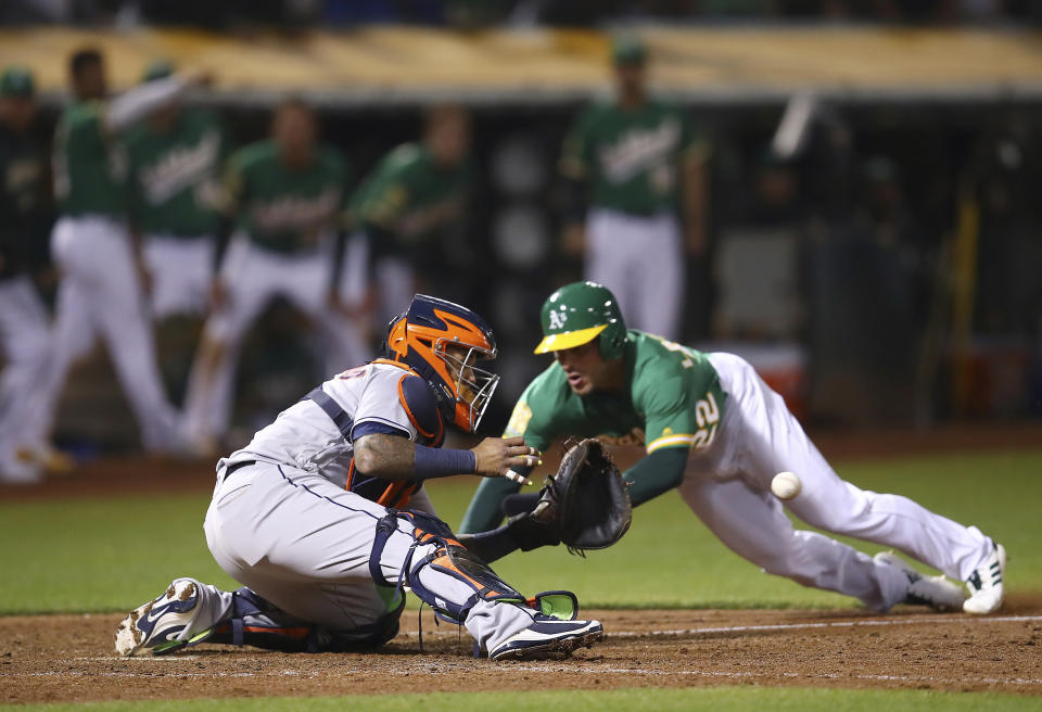 The A's are trying to slide past the Astros in our MLB Power Rankings — and in the standings. (AP)