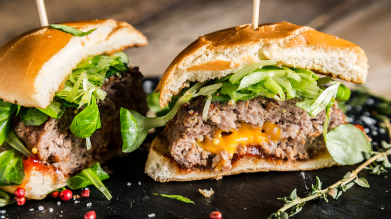juicy lucy burgers with lettuce
