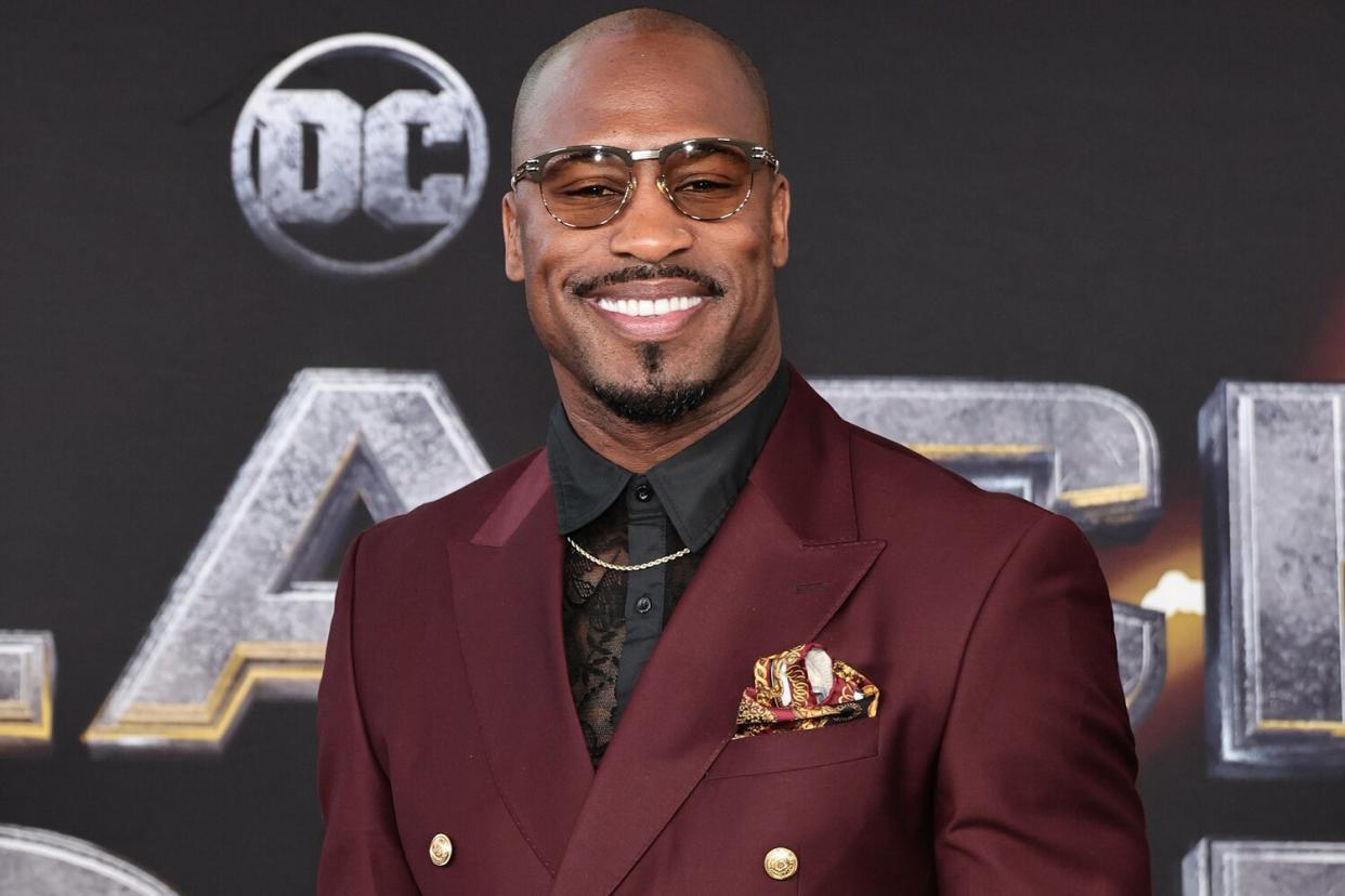 NFL player turned actor Vernon Davis