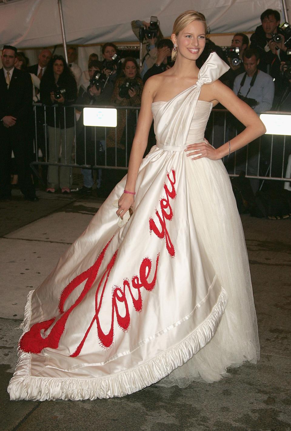 <h1 class="title">Karolina Kurkova in Viktor and Rolf, 2005</h1><cite class="credit">Photo: Getty Images</cite>