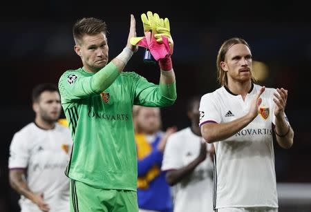 Britain Soccer Football - Arsenal v FC Basel - UEFA Champions League Group Stage - Group A - Emirates Stadium, London, England - 28/9/16 FC Basel's Tomas Vaclik and Michael Lang look dejected after the match Reuters / Stefan Wermuth Livepic