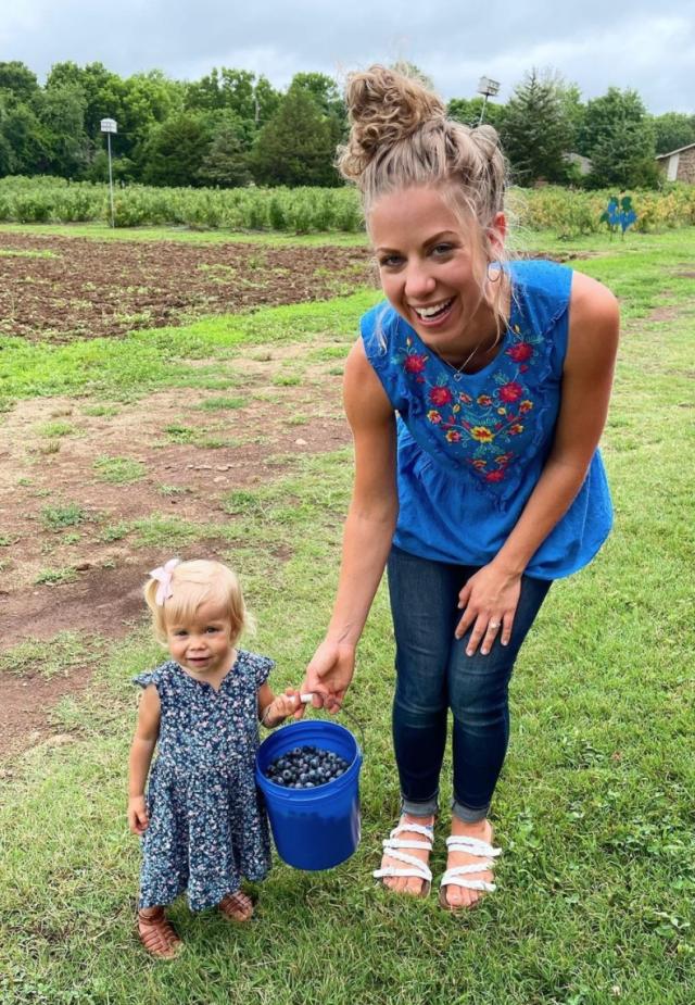 Jill Duggar wears pants from rebel cousin Amy's 'risque' clothing store as  she flouts famous family's strict dress code