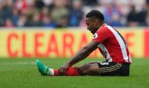 <p>Sunderland’s Jermain Defoe looks dejected </p>