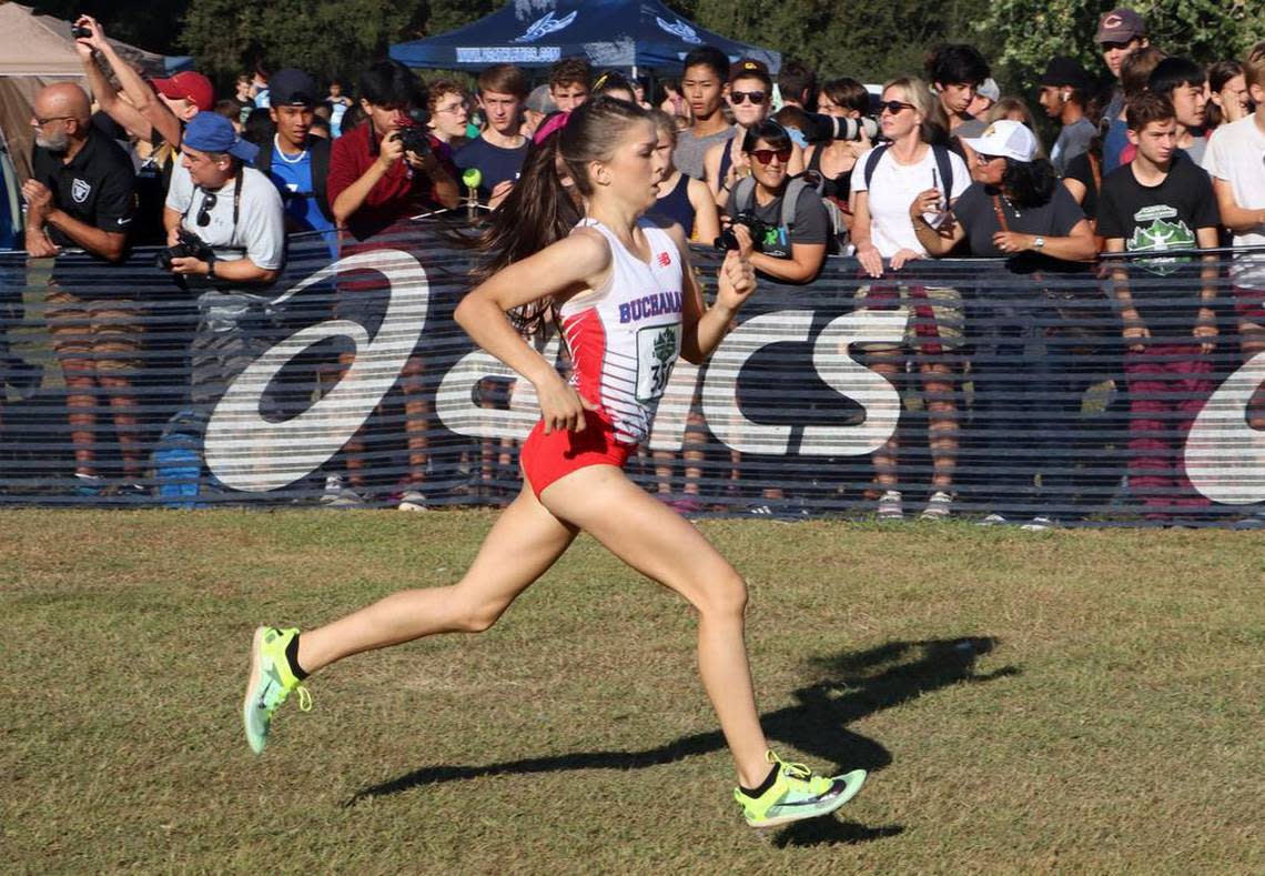 Buchanan High freshman Kynzlee Buckley finished sixth (17:36.1) in the girls championship race of the 43rd Asics Clovis Invitational at Woodward Park on Oct. 8, 2022.