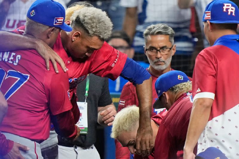 ▲紐約大都會守護神Edwin Diaz在波多黎各晉級8強的比賽後，在慶祝時不慎受傷，引起外界關注。（圖／美聯社／達志影像）