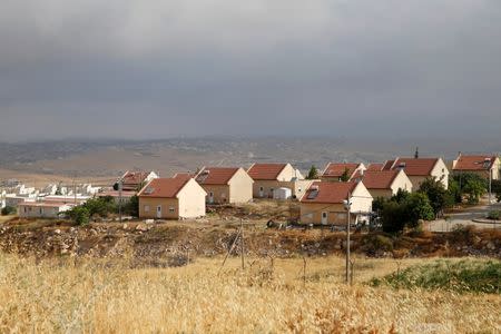 Houses are seen in the West Bank Jewish settlement of Karmel, near Hebron May 24, 2016. REUTERS/Baz Ratner/File Photo