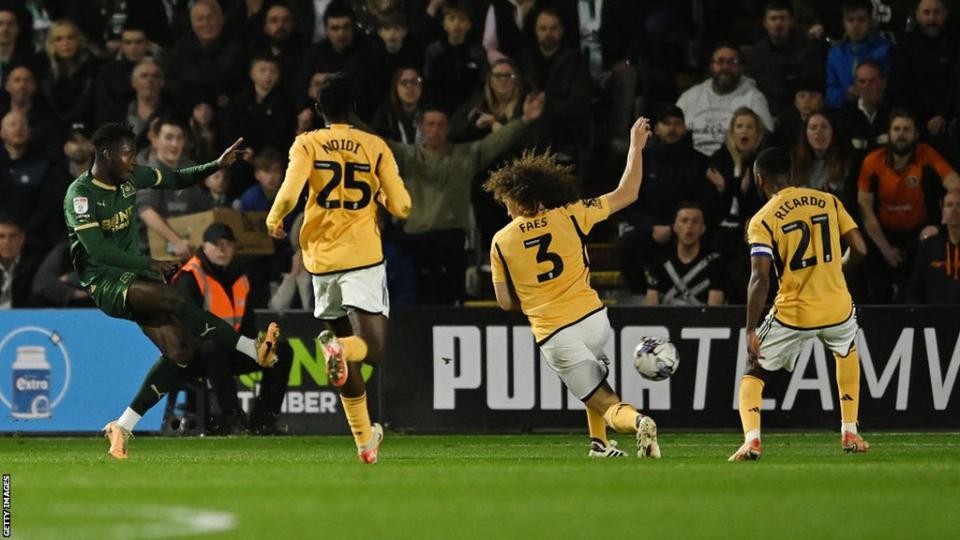 Mustapha Bundu scores against Leicester City