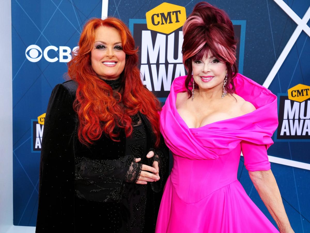 Wynonna Judd Turns The Judds' Final Tour Into StarStudded "Girls Night