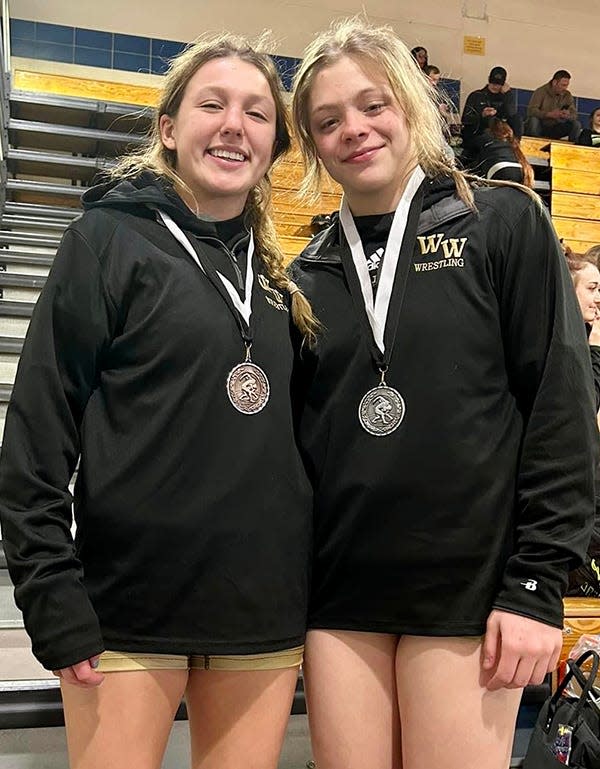 Western Wayne's Lexi DeSiato (left) and Sara Shook (right) have advanced to the inaugural PIAA girls state wrestling tournament.