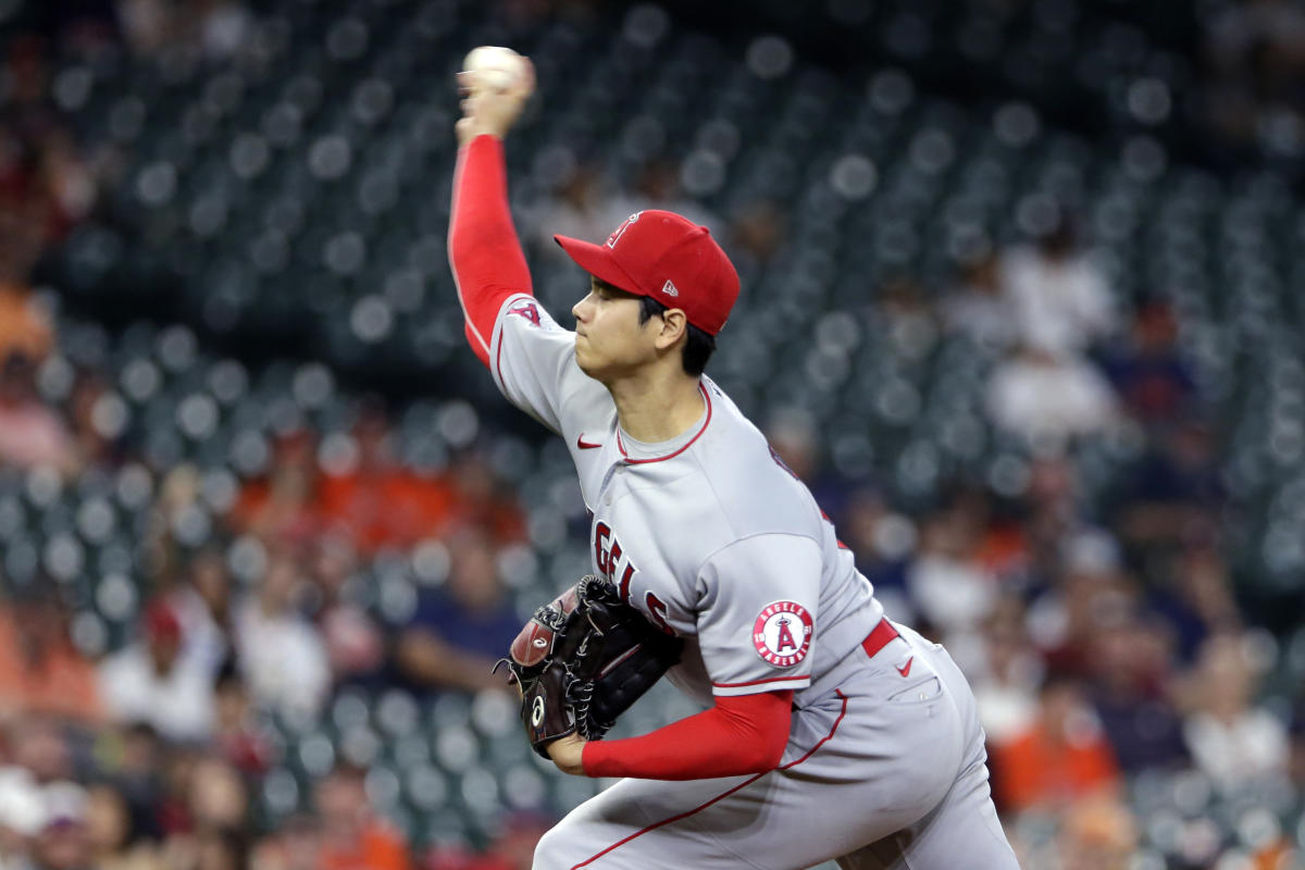 Shohei Ohtani: MLB's Unicorn Is a Better Hitter and Pitcher than Most