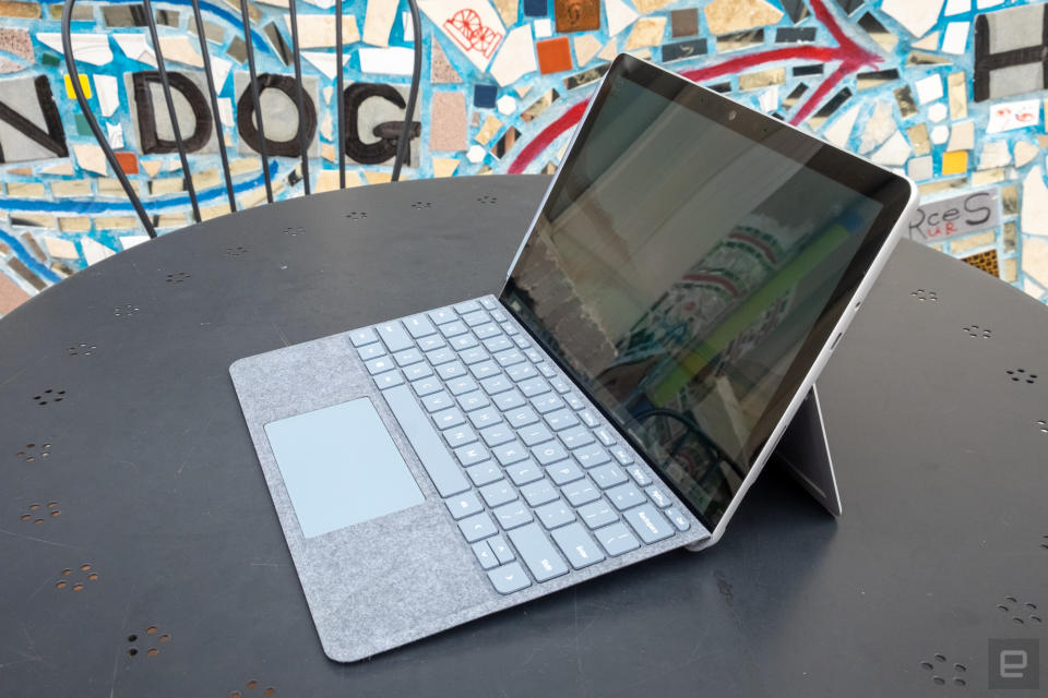 <p>Microsoft Surface Go 3</p>
