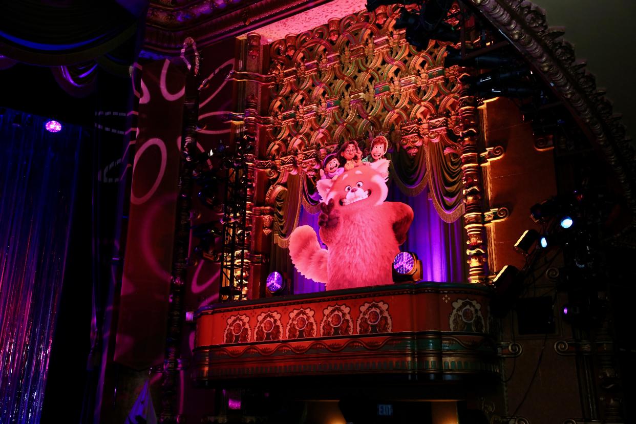 'Turning Red' en el teatro El Capitan de Los Angeles. (Photo by Robin L Marshall/Getty Images)