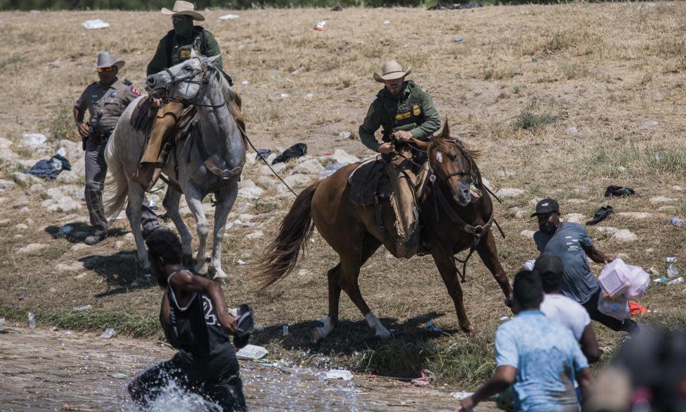 <span>Photograph: Félix Márquez/AP</span>