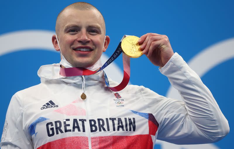 Swimming - Men's 100m Breaststroke - Medal Ceremony