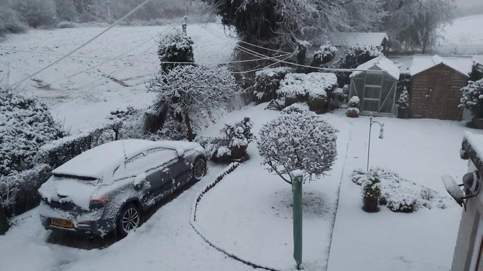 <p>Snow in Halstead, Essex, this morning</p> (Neil Smith)