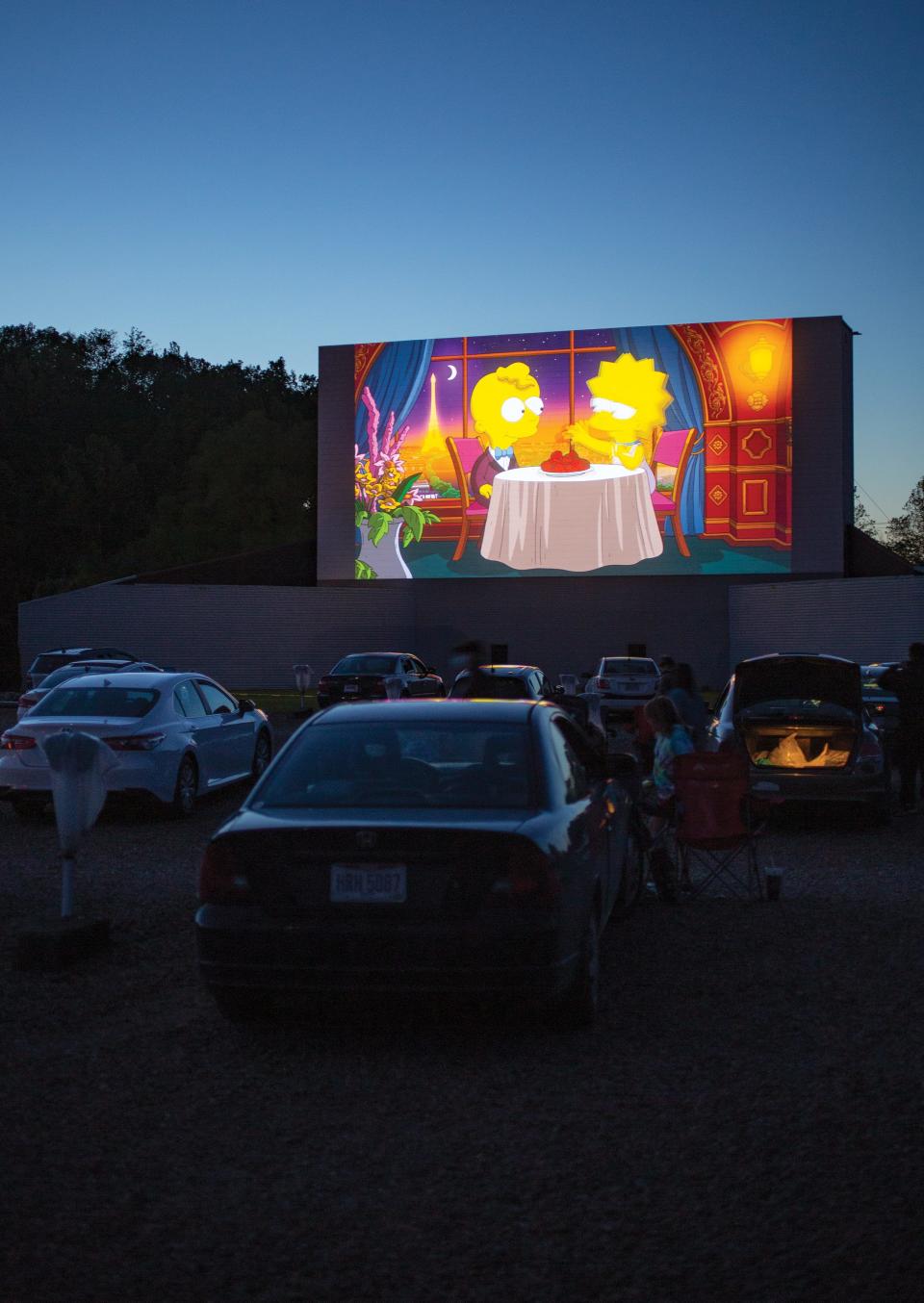 Moviegoers at Skyview Drive-In in Lancaster.