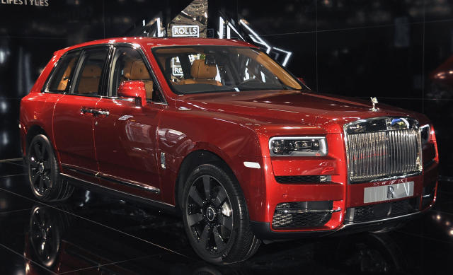 The Rolls-Royce Cullinan: Meet the world's most expensive SUV - ABC News