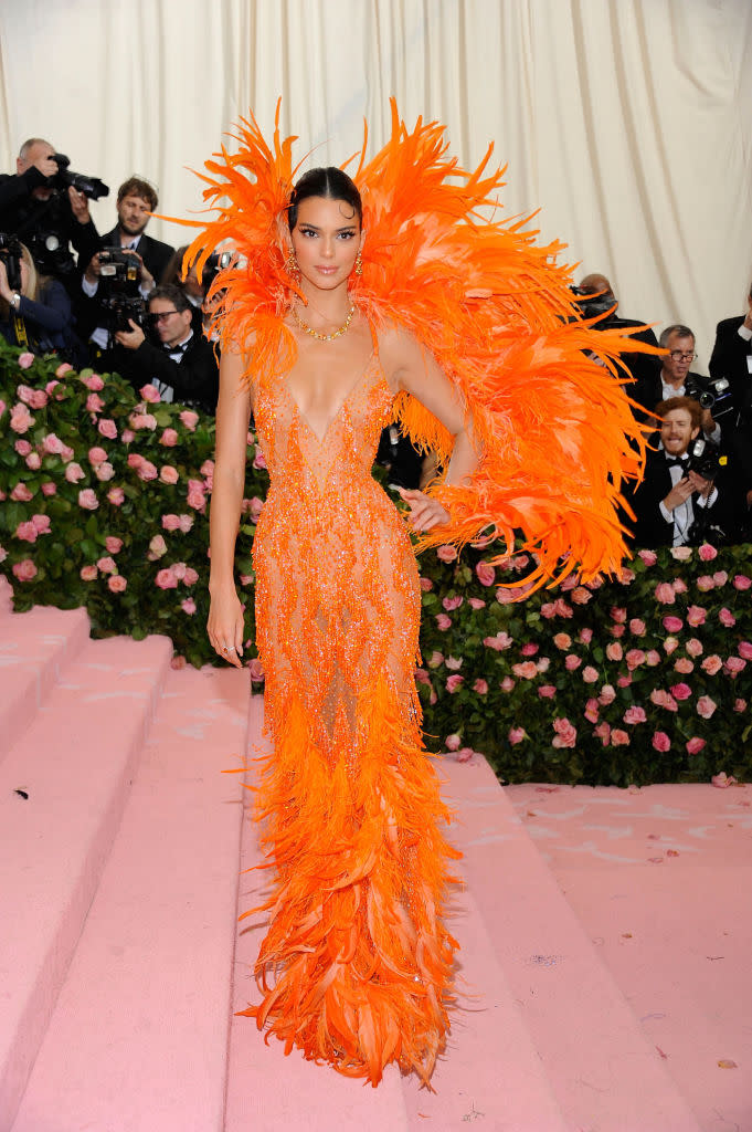 <p>Kendall Jenner était à moitié sirène, à moitié danseuse au carnaval de Rio pour ce MET Gala 2019. Pas mal. (crédit Getty) </p>