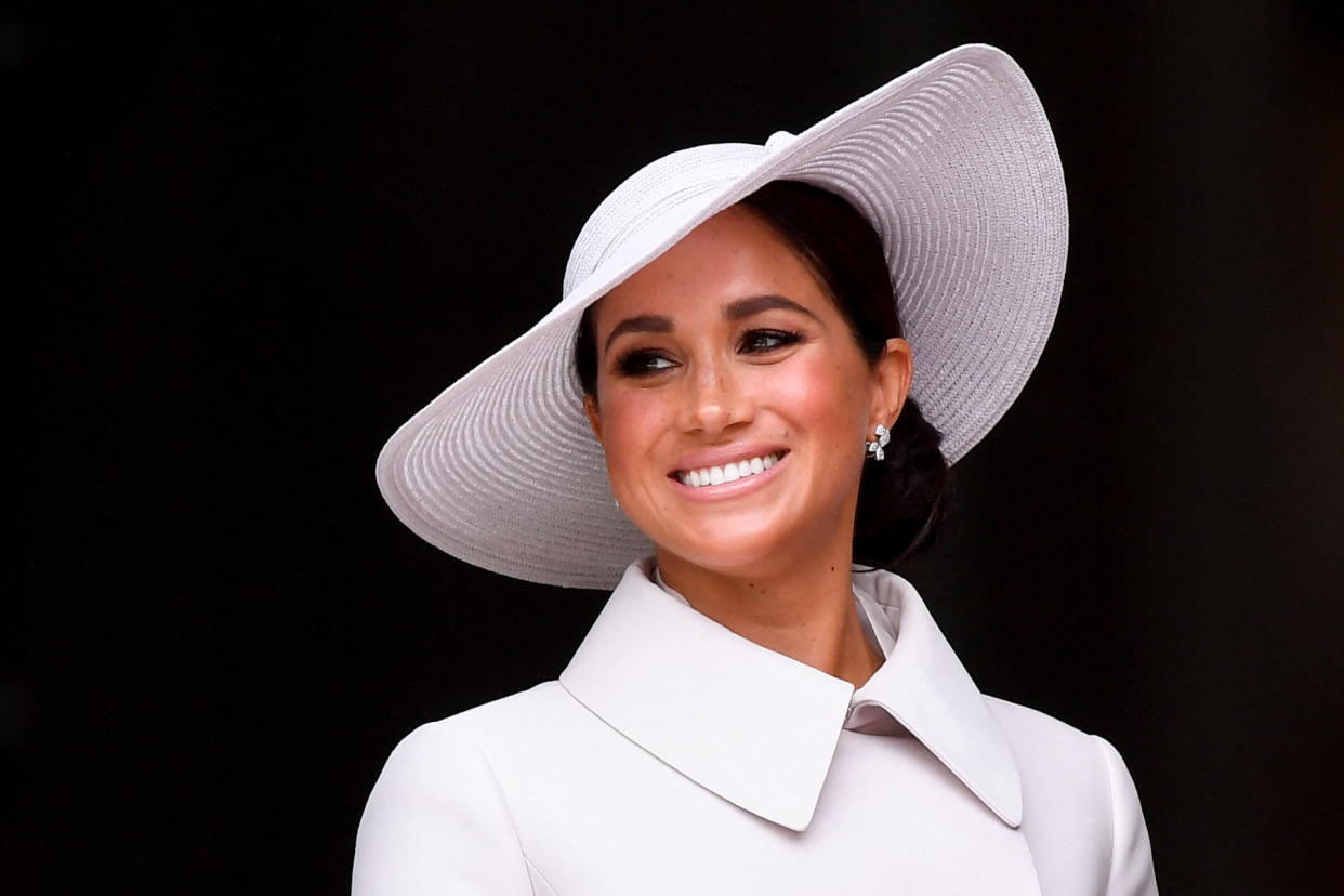 LONDON, ENGLAND - JUNE 03: Meghan, Duchess of Sussex, leaves after attending the National Service of Thanksgiving at St Paul's Cathedral during the Queen's Platinum Jubilee celebrations on June 3, 2022 in London, England. The Platinum Jubilee of Elizabeth II is being celebrated from June 2 to June 5, 2022, in the UK and Commonwealth to mark the 70th anniversary of the accession of Queen Elizabeth II on 6 February 1952. (Photo by Toby Melville - WPA Pool/Getty Images)