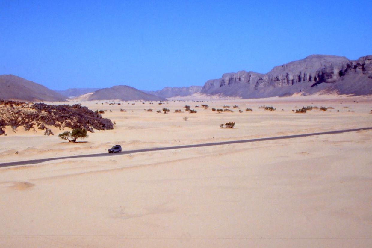 Trans-Sahara Highway, Algeria/Niger/Nigeria