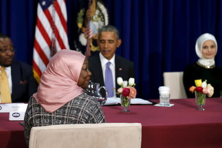 Muslim American community leaders sit for a roundtable discussion with U.S. President Barack Obama (back C) at the Islamic Society of Baltimore mosque in Catonsville, Maryland February 3, 2016. REUTERS/Jonathan Ernst