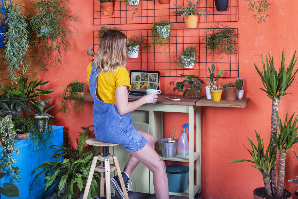 People have been turning to gardening to help their mental wellbeing during lockdown. (Getty Images)