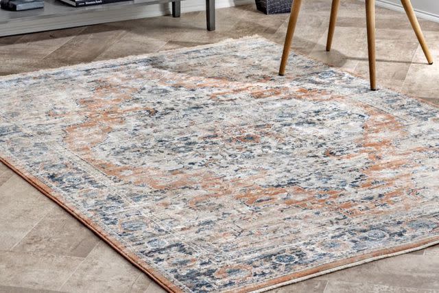 <p>Rugs USA</p>