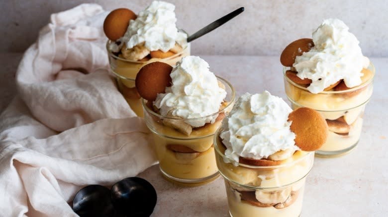 Little cups of banana pudding