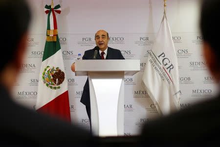 Mexico's Attorney General Jesus Murillo Karam speaks during a news conference in Mexico City November 7, 2014. REUTERS/Tomas Bravo