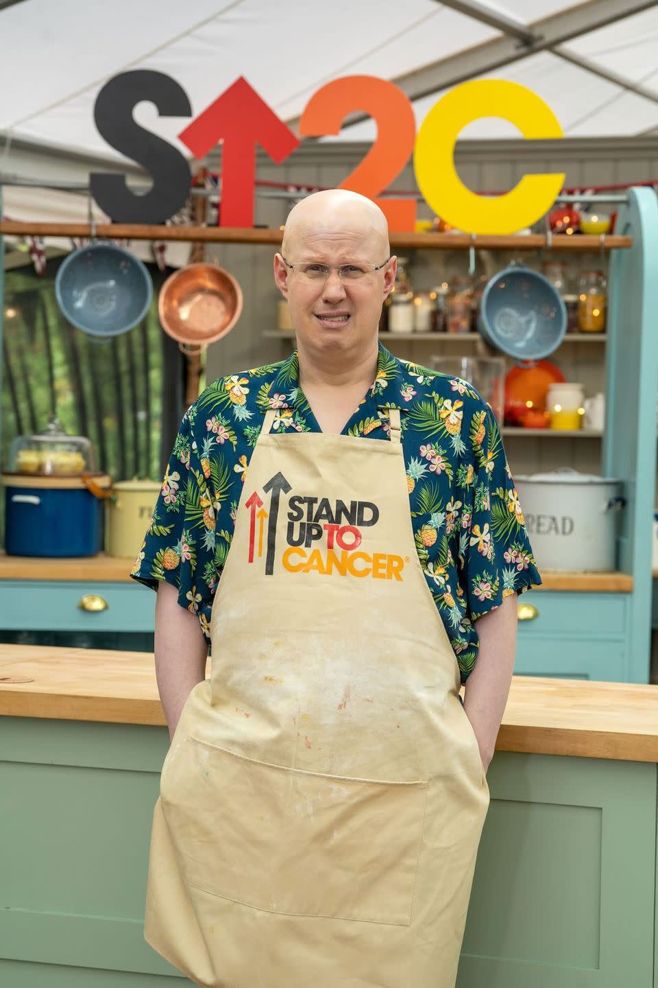 <p>Hold up... Bake Off presenter Matt is having a turn at competing this year!</p>