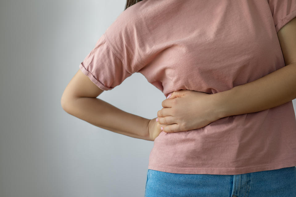 What are the symptoms of a kidney infection? (Image via Getty Images)